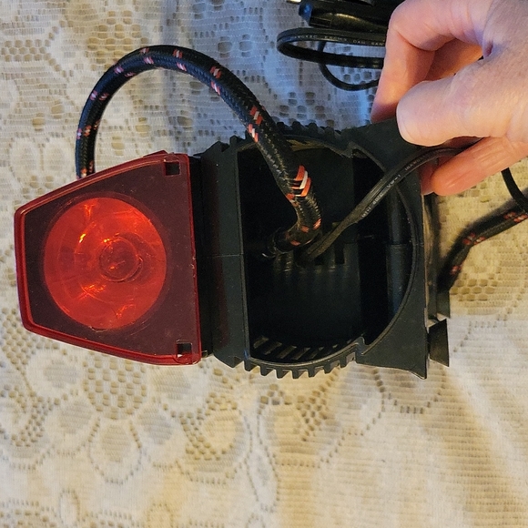 Vintage Automotive Air Pump - Picture 4 of 11